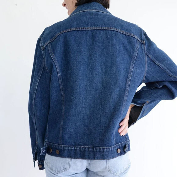 Vintage Levi's Dark Wash Denim Trucker Jean Jacket 40 - Picture 4 of 14